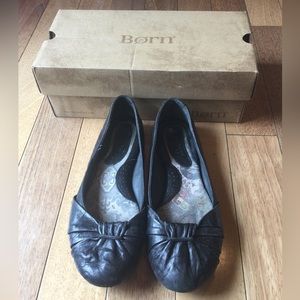 Born black flats
